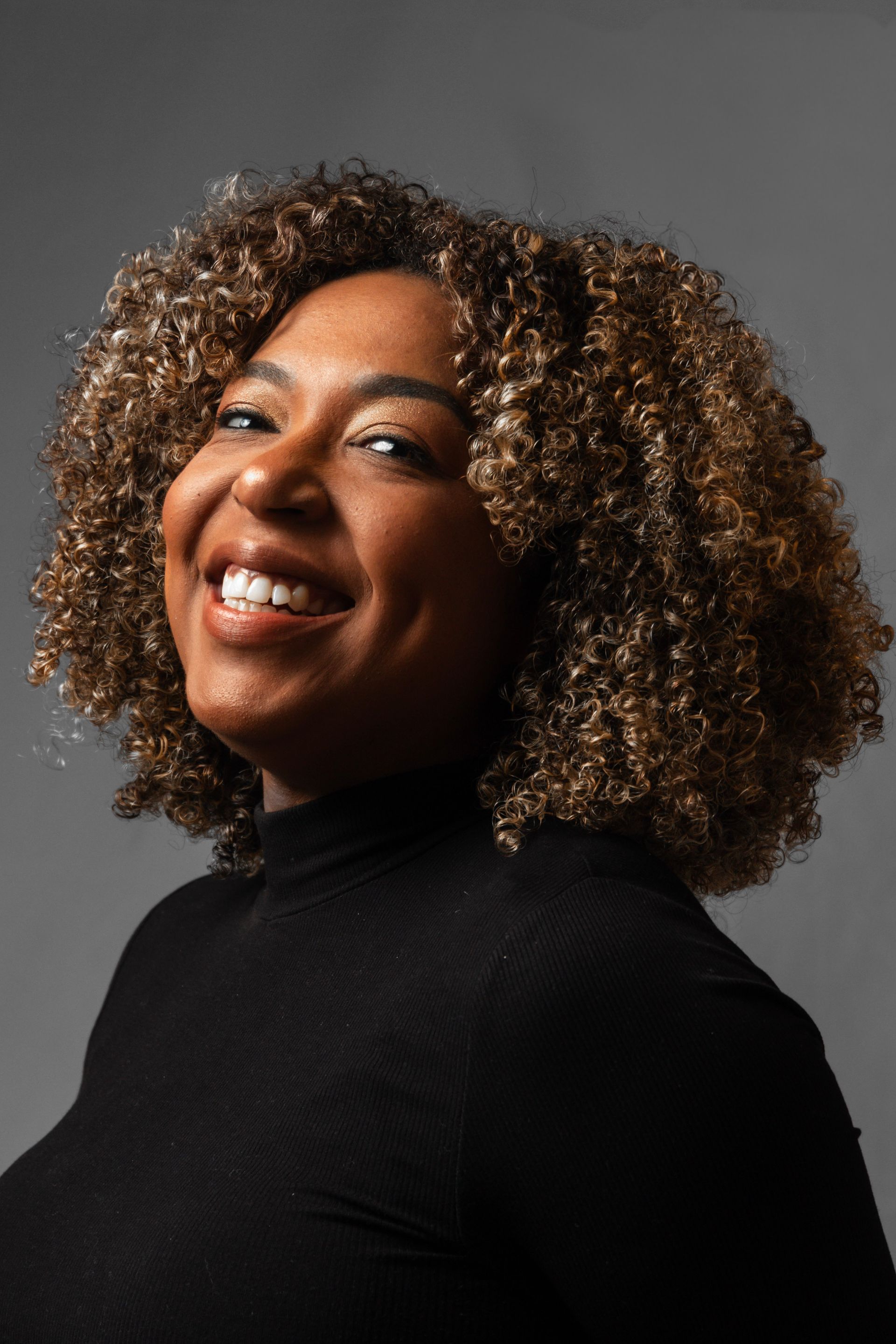 Portrait of a smiling woman